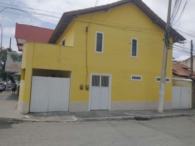 Casa com 4 quartos à venda na rua porto alegre, palmeiras, cabo frio por r$ 650.000