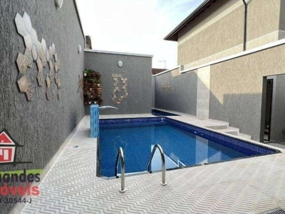 Sobrado novo em condomínio com piscina, 2 dormitórios à venda, 89 m² por r$ 445.000 - maracanã - praia grande/sp