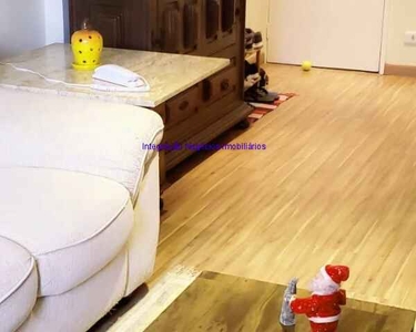 Apartamento 91m², 02 dormitórios, 02 banheiros e 01 vaga na garagem. Condomínio com porta