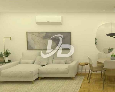 Apartamento imperdível, 3 quartos, 90 m², reformado em Laranjeiras - Zona Sul, RJ