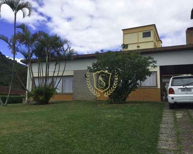 Casa com 3 dormitórios à venda, 161 m² por R$ 950.000,00 - Jardim Cascata - Teresópolis/RJ