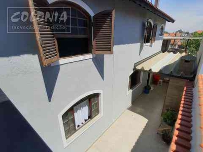 Casa com 3 quartos à venda no bairro Jardim Ana Maria, 178m²