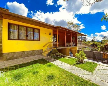 Casa para Venda em Teresópolis, Iucas, 5 dormitórios, 3 suítes, 1 banheiro, 2 vagas