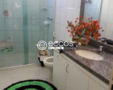 CASA RESIDENCIAL em UBERLÂNDIA - MG, JARDIM COLINA