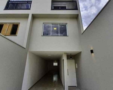 Casa Sobrado à venda na Vila Dom Pedro I Ipiranga de 200m² com 3 dormitórios e 4 vagas de