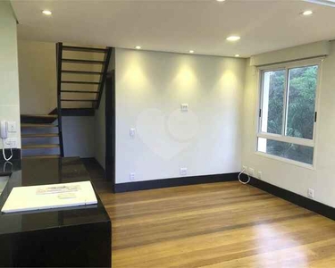 São Paulo - Apartamento Padrão - MORUMBI