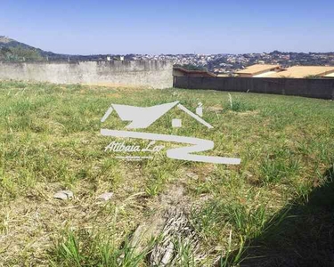 Terreno Condomínio Flamboyant em Atibaia, com 1.050 m2 vista para Pedra Grande, declive em