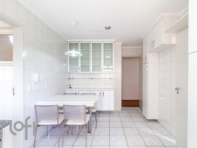 Apartamento à venda em Campo Belo com 117 m², 3 quartos, 1 suíte, 2 vagas