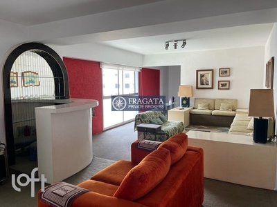 Apartamento à venda em Paraíso com 160 m², 4 quartos, 1 suíte, 1 vaga