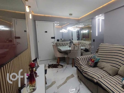 Apartamento à venda em Vicente de Carvalho com 60 m², 2 quartos, 1 suíte, 1 vaga