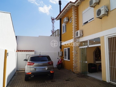 Casa em Condomínio 3 dorms à venda Beco Professor José Alberto Opitz, Ipanema - Porto Alegre