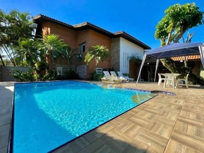 Casa na praia 4 suítes área gourmet piscina 4 vagas enseada guarujá.