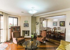 Apartamento à venda por R$ 1.650.000