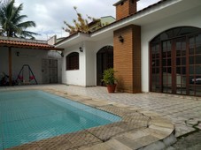 Casa à venda por R$ 1.950.000