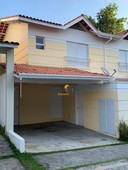 Casa de Condomínio à venda por R$ 580.000