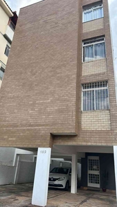 Apartamento com 2 quartos para alugar no bairro Sagrada Família, 82m²