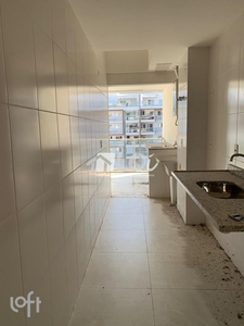 Apartamento à venda em Recreio dos Bandeirantes com 69 m², 2 quartos, 1 suíte, 1 vaga