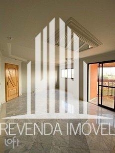 Apartamento à venda em Tatuapé com 118 m², 3 quartos, 1 suíte, 3 vagas