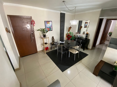 Apartamento em Centro, Balneário Camboriú/SC de 90m² 2 quartos à venda por R$ 964.000,00
