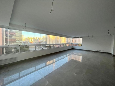Apartamento em Setor Bueno, Goiânia/GO de 227m² 4 quartos à venda por R$ 1.979.000,00