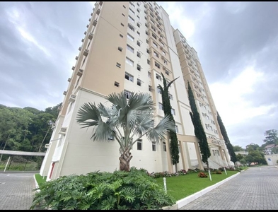 Apartamento no Bairro Vila Nova em Blumenau com 2 Dormitórios e 60 m²