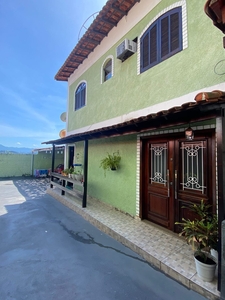 Casa em Alvarez, Nova Iguaçu/RJ de 68m² 2 quartos à venda por R$ 409.000,00