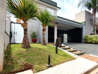 Casa em Centro, Mogi Guaçu/SP de 137m² 3 quartos à venda por R$ 744.000,00