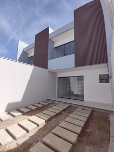 Casa em Felícia, Vitória da Conquista/BA de 158m² 3 quartos à venda por R$ 394.900,00