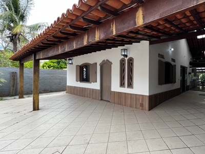 Casa em Jardim Excelsior, Cabo Frio/RJ de 200m² 4 quartos à venda por R$ 999.000,00