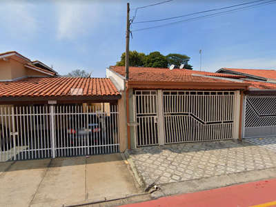 Casa em Jardim Independência, Taubaté/SP de 100m² 3 quartos à venda por R$ 379.000,00