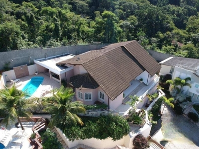 Casa em Pendotiba, Niterói/RJ de 240m² 5 quartos à venda por R$ 989.000,00 ou para locação R$ 6.000,00/mes