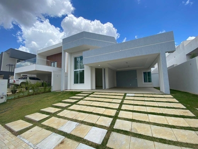 Casa em Universidade, Vitória da Conquista/BA de 216m² 3 quartos à venda por R$ 894.000,00