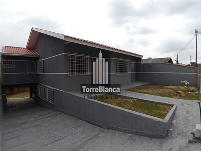 Casa em Uvaranas, Ponta Grossa/PR de 140m² 3 quartos à venda por R$ 549.000,00