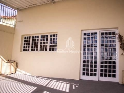 Casa em Vila Joaquim Inácio, Campinas/SP de 300m² 5 quartos à venda por R$ 688.300,00