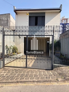 Sobrado em Centro, Ponta Grossa/PR de 213m² 4 quartos à venda por R$ 649.000,00