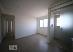 APARTAMENTO no 15º andar com 2 dormitórios