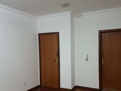 Apartamento à venda em Heliópolis com 77 m², 3 quartos, 1 vaga