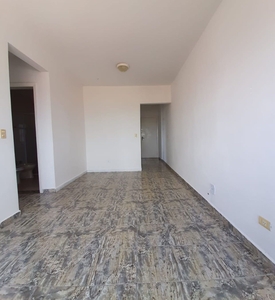 Apartamento à venda em Vila Galvão com 60 m², 2 quartos, 1 vaga