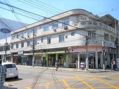 Apto 2 Quartos - Em Frente a Praça Humaitá - 25 de Agosto