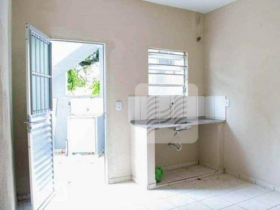 Casa com 1 dormitório para alugar, 40 m² por R$ 847,00/mês - Vila Pereira Cerca - São Paul