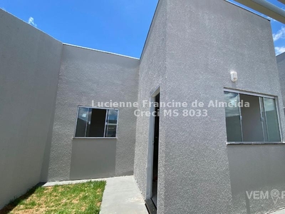 Casa Térrea com 2 Quartos à Venda por R$ 170.000