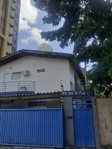Sobrado/apart. para aluguel possui 120 m2 com 3 quartos em Manaíra - João Pessoa - 98687.6