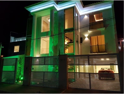 Casa em Camboinhas, Niterói/RJ de 526m² 4 quartos à venda por R$ 5.499.000,00