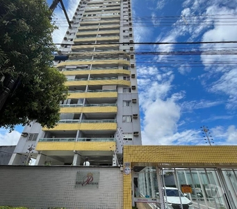 Vende 1 Apartamento no Edifício Petropólis, Marco, Belém