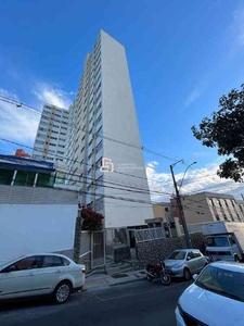 Apartamento com 3 quartos para alugar no bairro Colégio Batista, 100m²