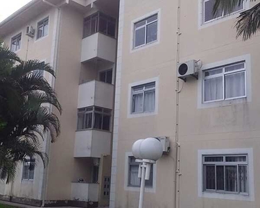 C- Apartamento com sacada de 02 dormitórios em Areais, São José/SC