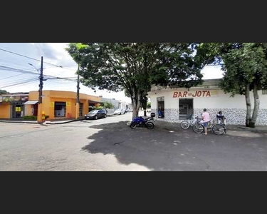 Casa de esquina, localizado no bairro laranjeiras, Uberlândia, MG