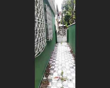 Casa de vila para venda com 58 metros quadrados com 2 quartos em Encantado - Rio de Janeir