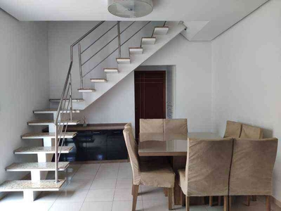 Casa em Condomínio com 2 quartos para alugar no bairro Aleixo