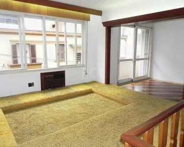 Casa para Venda - 205.27m², 2 dormitórios, 6 vagas - Partenon